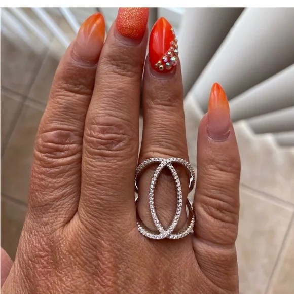 Stirring Silver Interlocking Ring - Picture 3 of 8